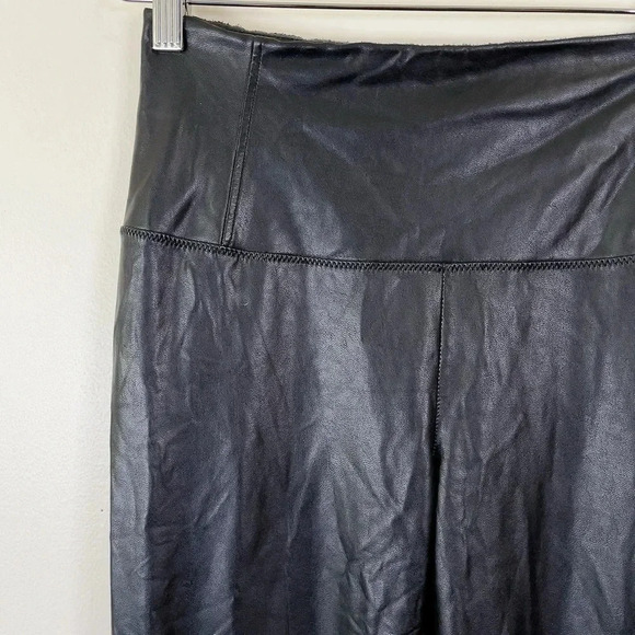Aritzia Wilfred Free  Faux Leather Pant - Picture 6 of 12